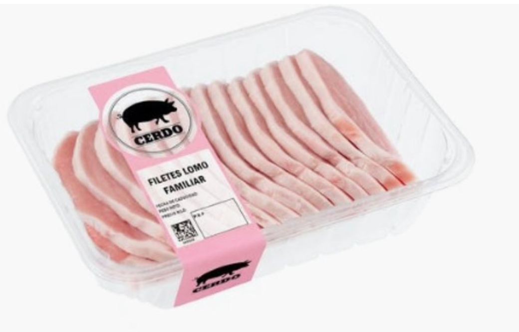 Espaguetis de calabacín con lomos de cerdo a la plancha con ajo y perejil.